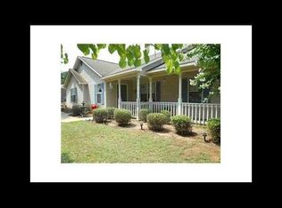 104 Pickworth Ln, Warner Robins, GA 31088