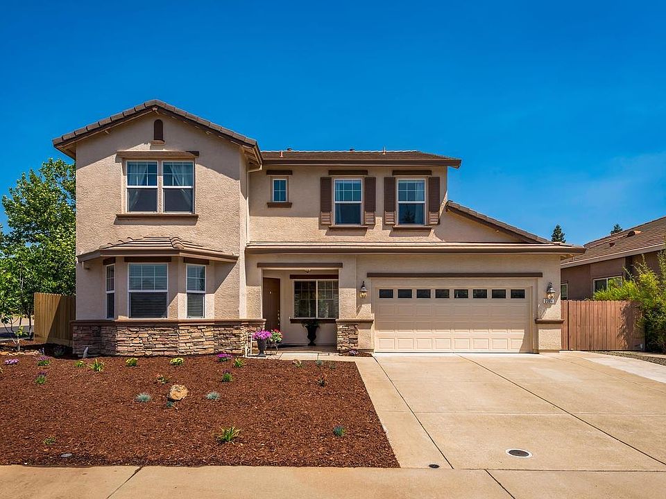 2nd image of 2384 Petruchio Way