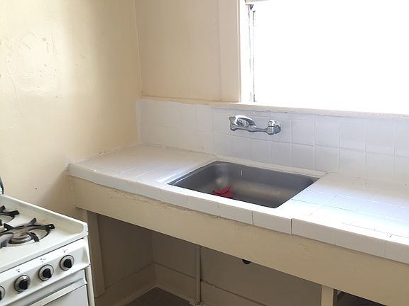 5th image of 14214 Sherman Way APT 5