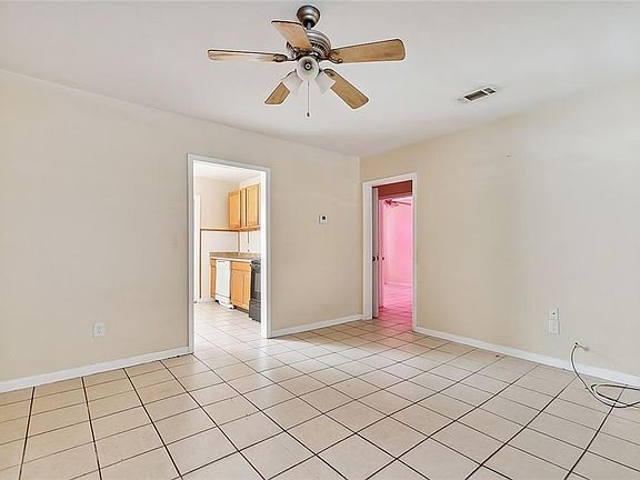 4th image of 3324 Mandeville St