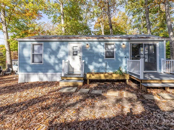 108 Sailors Ct #B, Mount Gilead, NC 27306