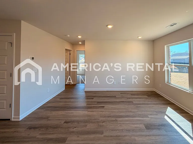 118 Jonboy Ave — Photo 21