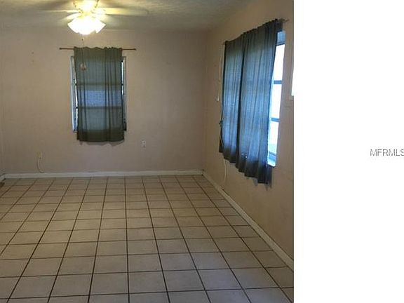 2nd image of 10563 Lake Dr