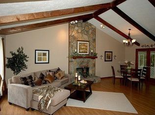 6260 Field Glen Rd, Stone Mountain, GA 30087