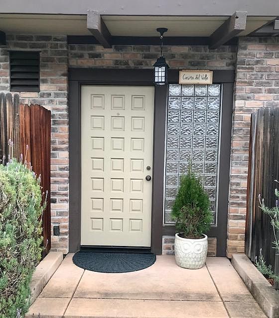 Front door to Cottage