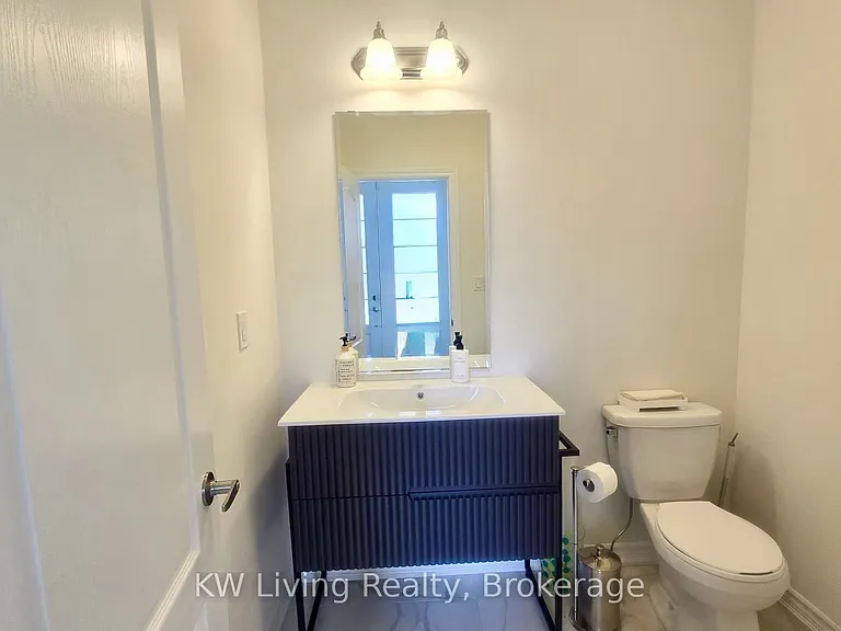 33 Valleo St — Photo 10
