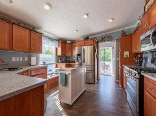 7 Ledge Cir, Bangor, ME 04401