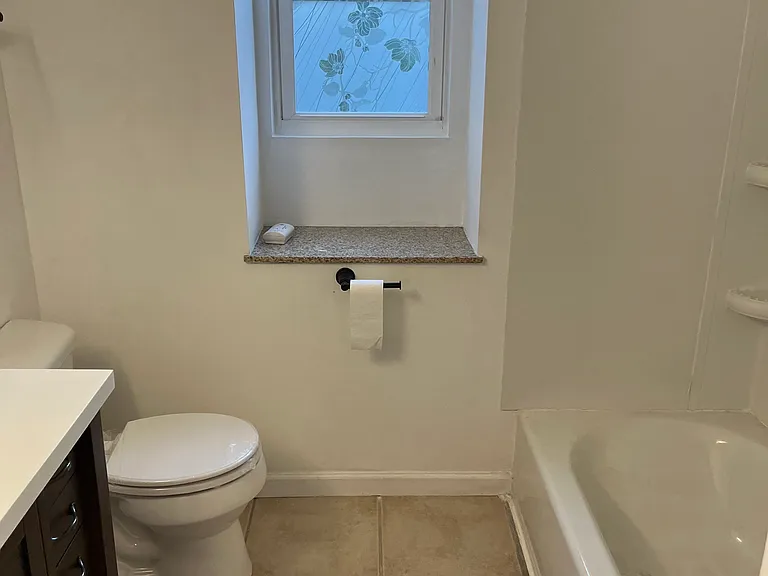 332 Seattle St — Photo 10