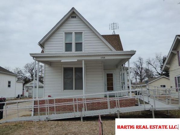 1710 Ella St, Beatrice, NE 68310