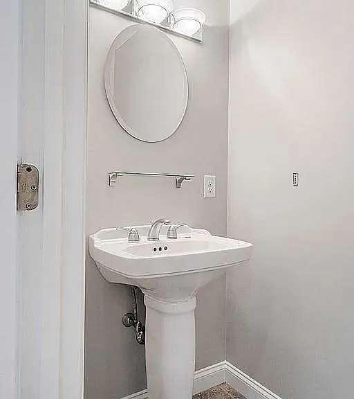 47 Fiske St — Photo 10