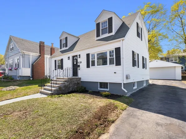 363 Central St, Saugus, MA 01906