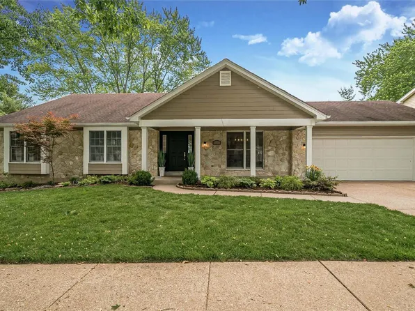 660 Sunbridge Dr, Chesterfield, MO 63017