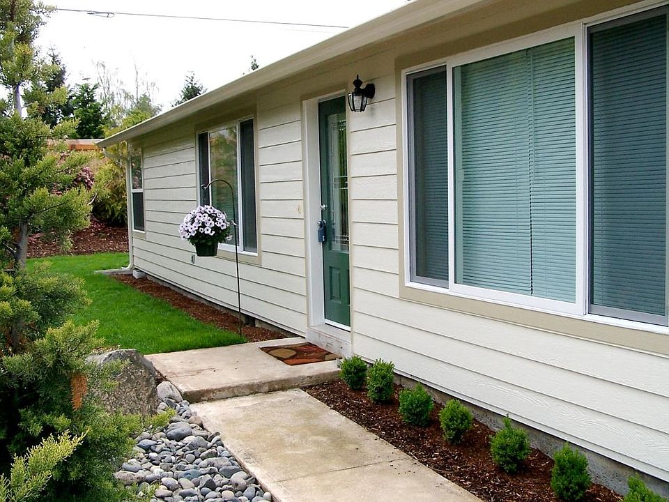 1st image of 3904 NE 145th Ave