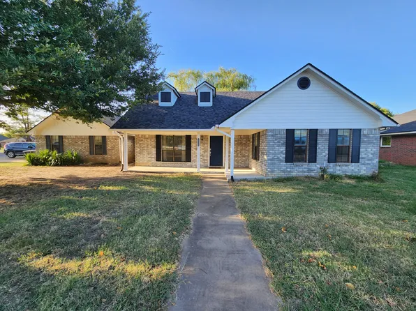 2714 Forrest Cir, Durant, OK 74701