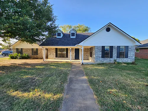2714 Forrest Cir Photo 1 2714 Forrest Cir Photo 1