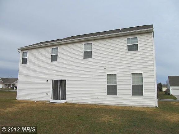 3rd image of 400 Embert Dr