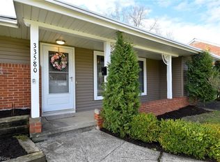 33580 Linden Dr, Solon, OH 44139
