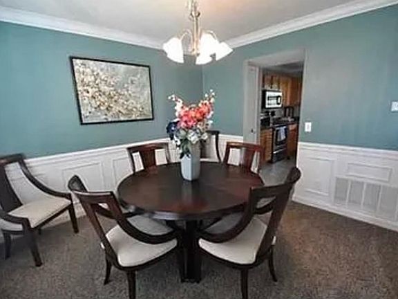 5th image of 7146 Calusa Dr