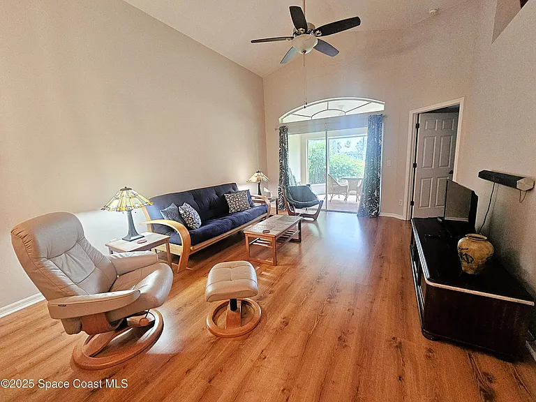 5324 Tay Ct — Photo 4