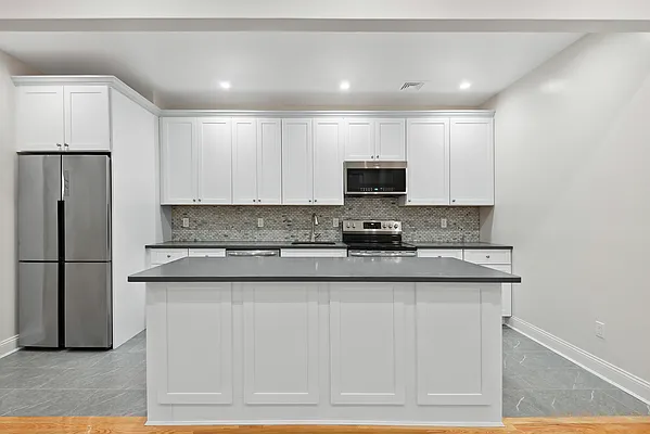 Rented by Corcoran | media 11