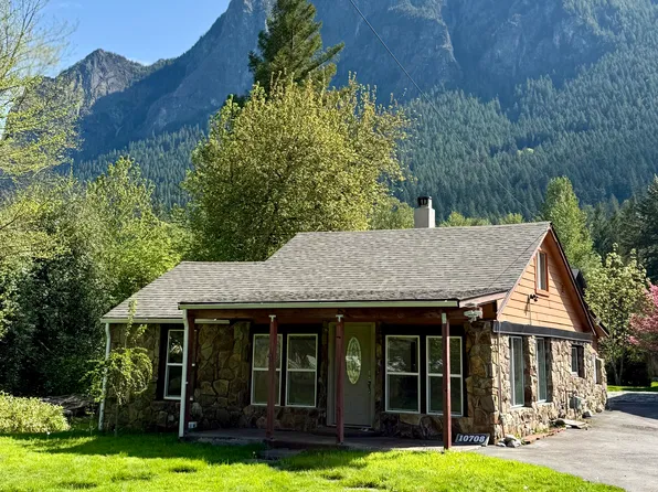10708 428th Ave SE #B, North Bend, WA 98045