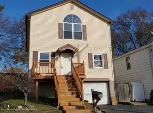 27 Beers St, Keyport, NJ 07735