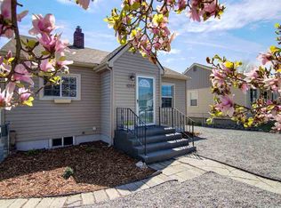 1022 E Longfellow Ave, Spokane, WA 99207