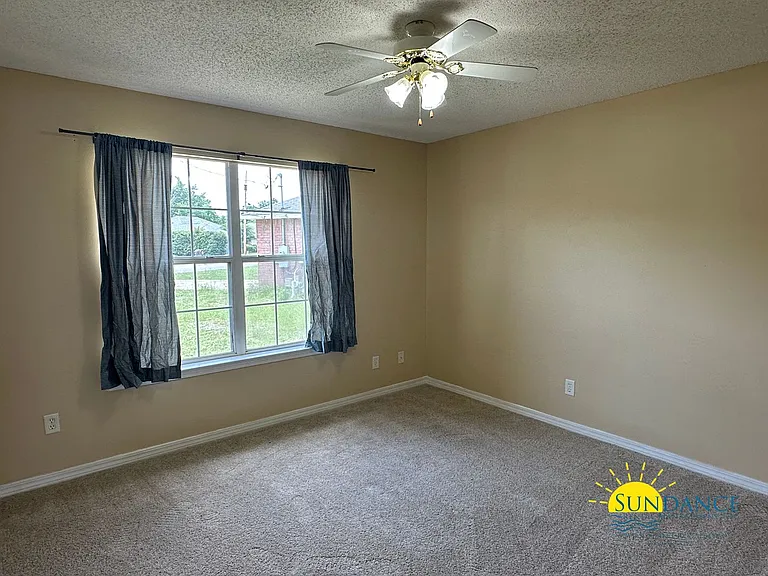 2634 Hidden Estates Cir — Photo 12