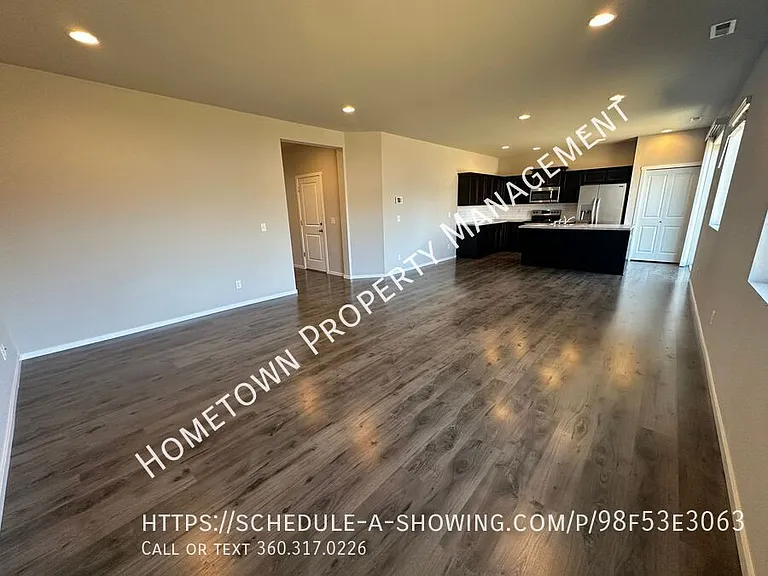 6918 Oleander Ave NE — Photo 8