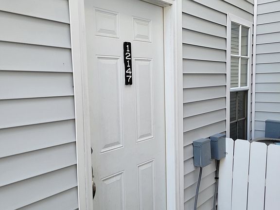 2nd image of 12147 Armenia Gables Cir