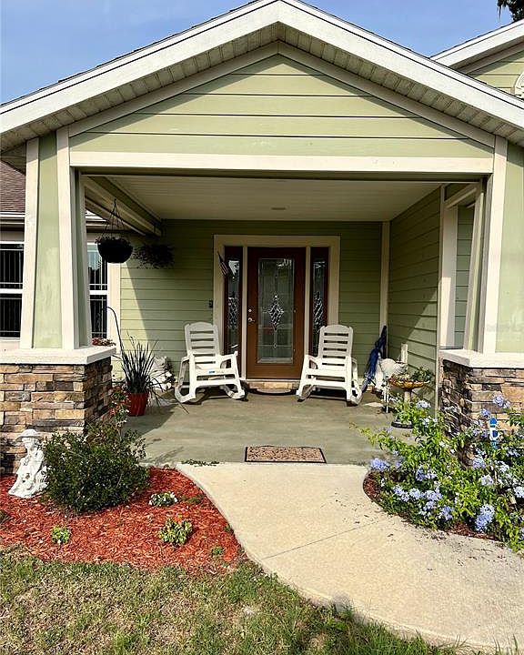 1st image of 4945 SE 35th Ave