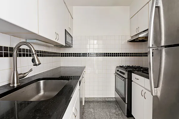 Rented by Compass | media 5