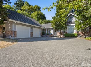 14018 SE 51st Pl, Bellevue, WA 98006