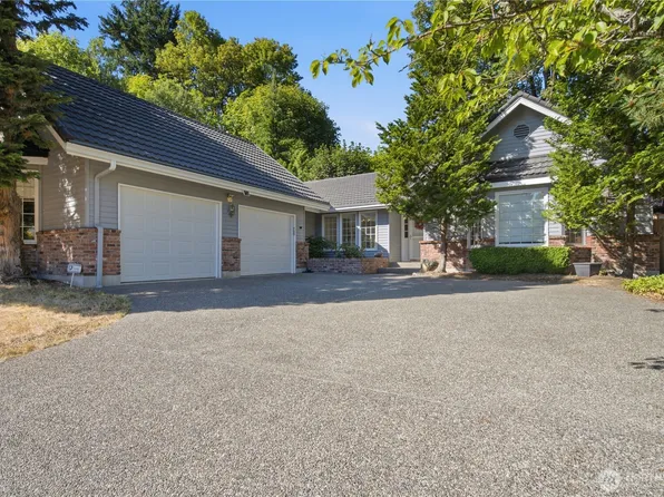 14018 SE 51st Place, Bellevue, WA 98006