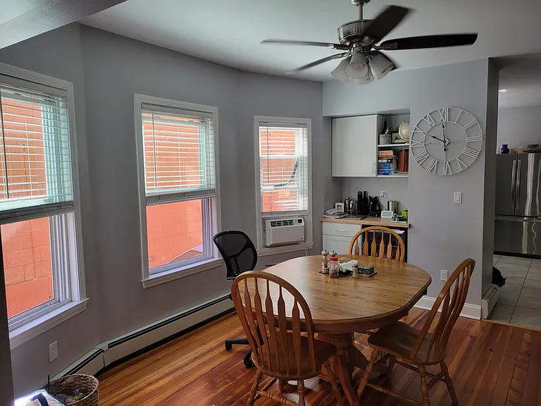 6 Peirce Ave — Photo 9