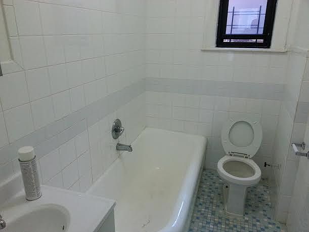 2nd image of 1251 59th St APT B2