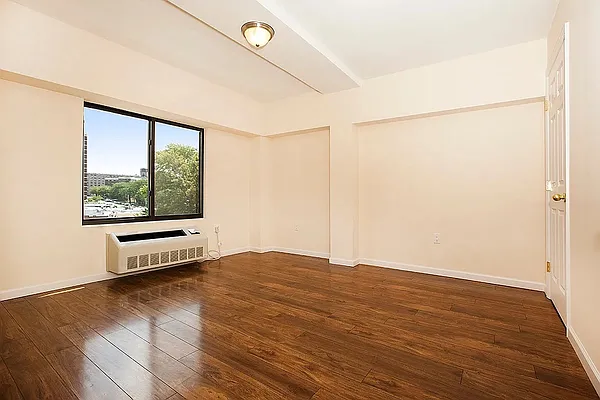 Rented by Oxford Property Group | media 14