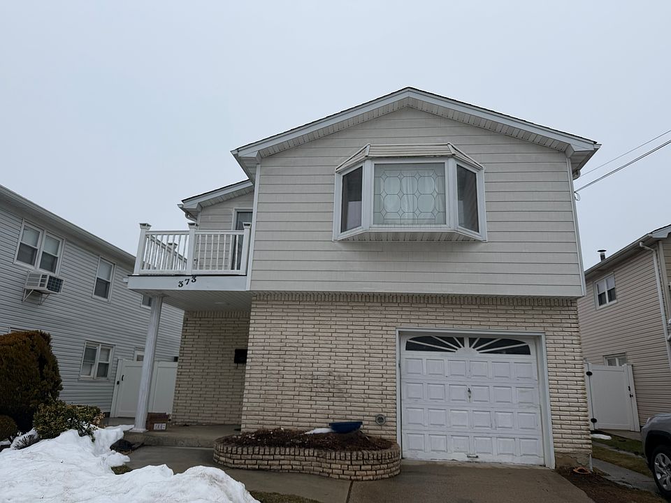 1st image of 373 Katan Ave #B