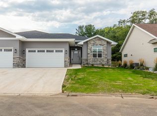 17 Prince Way, Fitchburg, WI 53711