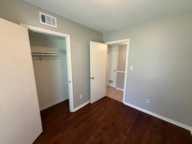 5071 Gray Dr — Photo 35