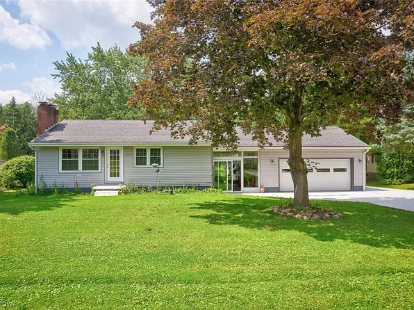 8543 Byrd Ave NE, Alliance, OH 44601