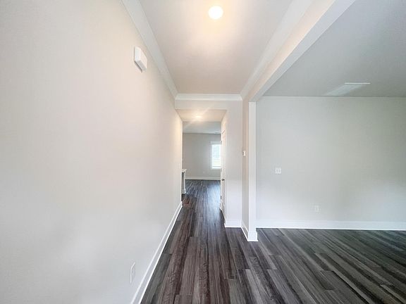 2nd image of 129 Hazelcroft Dr
