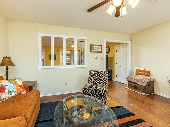 3rd image of 7437 S College Cir