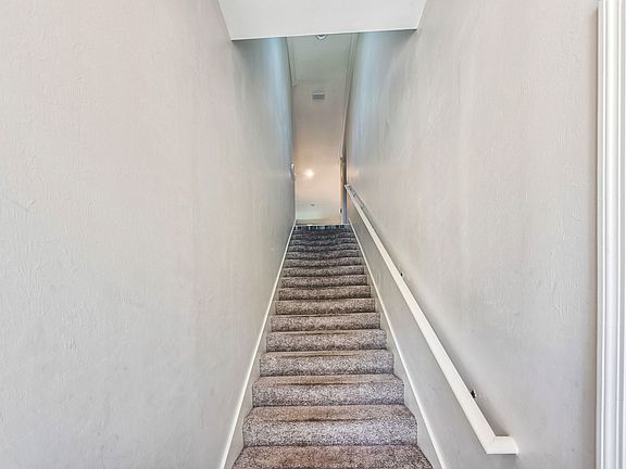 4th image of 6960 Avalon Cir Unit 807