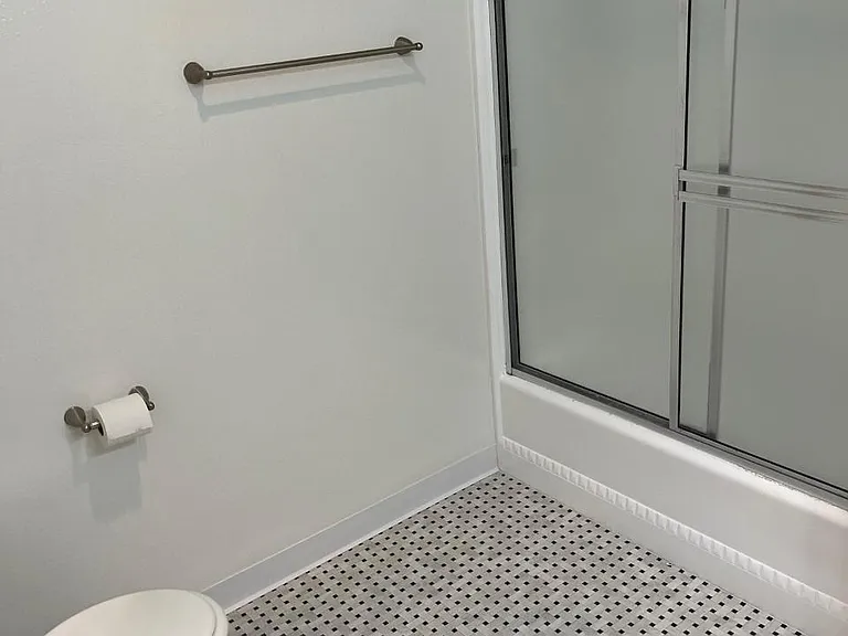 Continental Apartment Homes — Photo 8