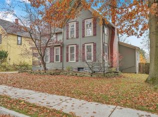 705 Oakwood Ave, East Aurora, NY 14052