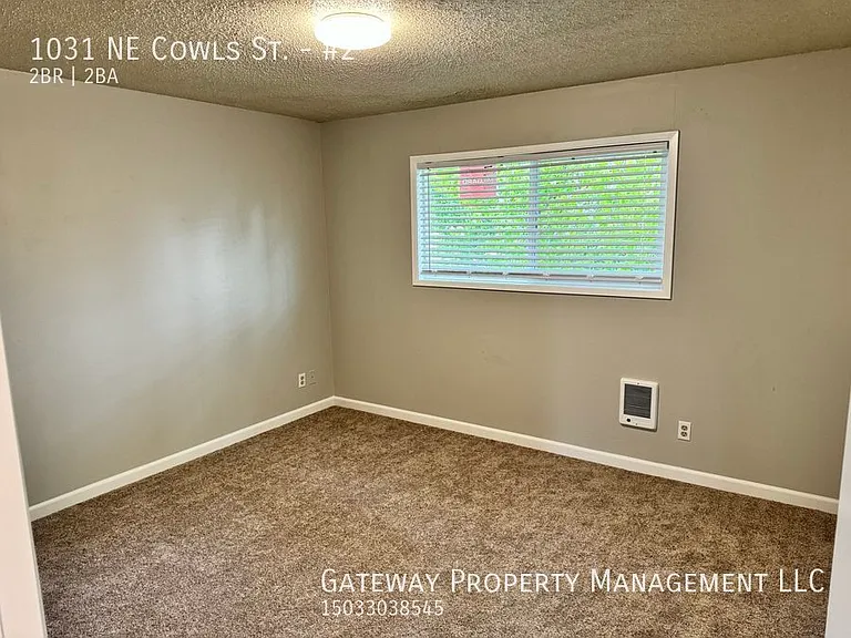 1031 NE Cowls St #2 — Photo 8