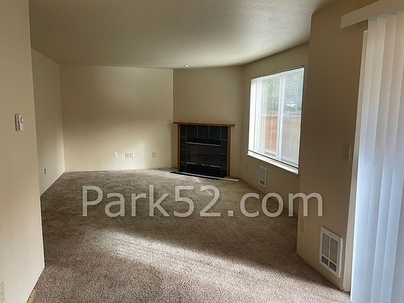 4th image of 4706 S Warner St APT A