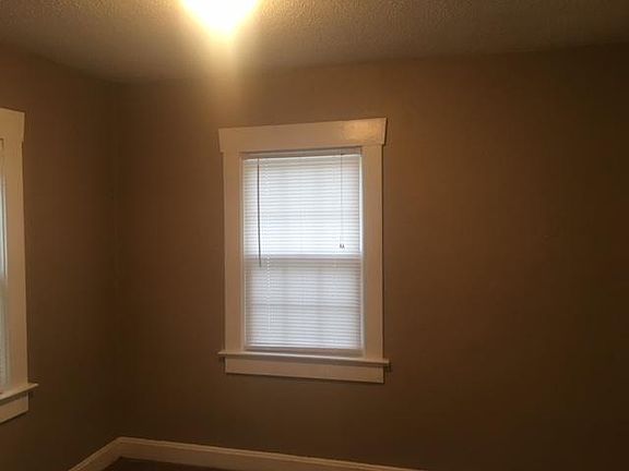 5th image of 7533 Jefferson St