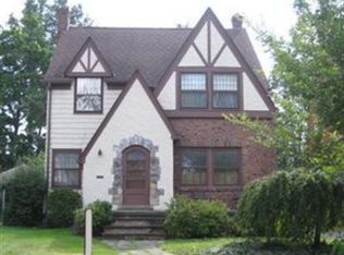 3592 Blanche Rd, Cleveland Heights, OH 44118